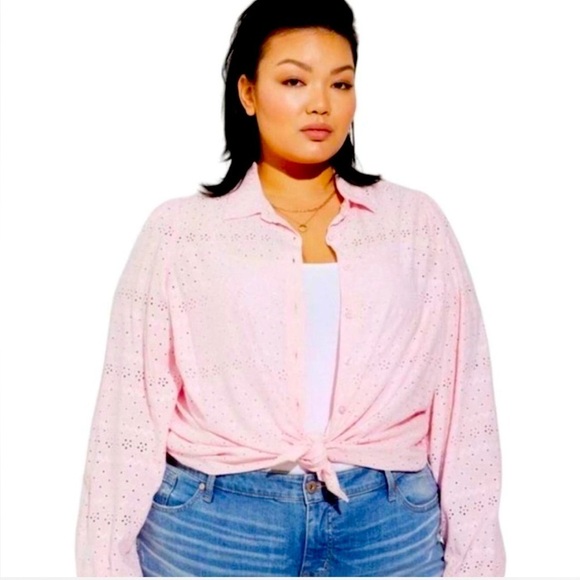 Torrid Plus Sz 2X Pink Eyelet Button Down Peplum Shirt - Picture 2 of 13